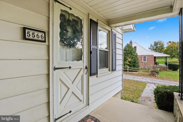 5566 BLUE HILL RD, Glenville, PA 17329