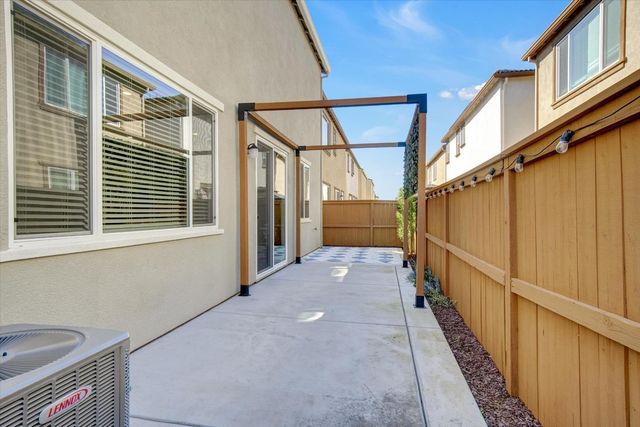 3531 Damora Ave, Sacramento, CA 95835