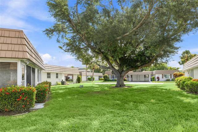 2740 RIVERBLUFF PARKWAY V107, Sarasota, FL 34231