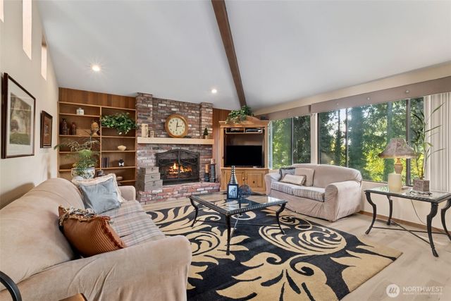 22505 241st Avenue SE, Maple Valley, WA 98038