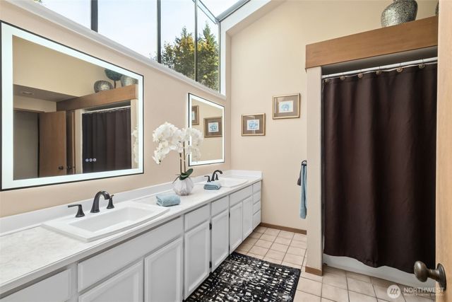 22505 241st Avenue SE, Maple Valley, WA 98038