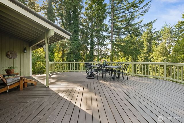 22505 241st Avenue SE, Maple Valley, WA 98038