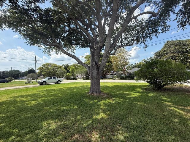 115 ELROD DRIVE, Brandon, FL 33510