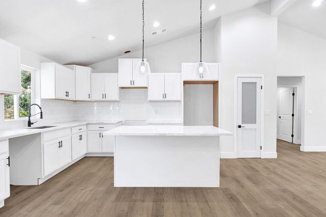 43640 Ranger Circle Drive, Coarsegold, CA 93614