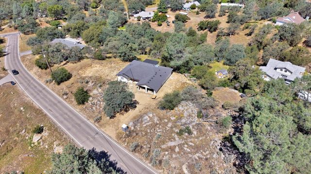 43640 Ranger Circle Drive, Coarsegold, CA 93614