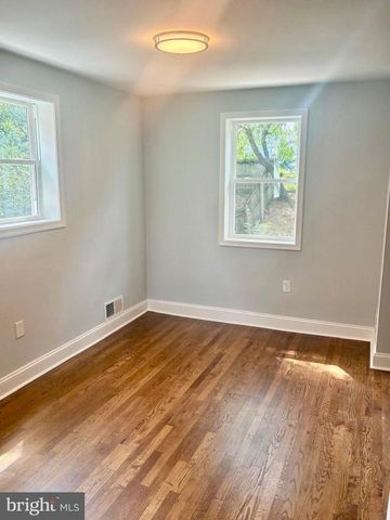164 ELMIRA ST SW, Washington, DC 20032