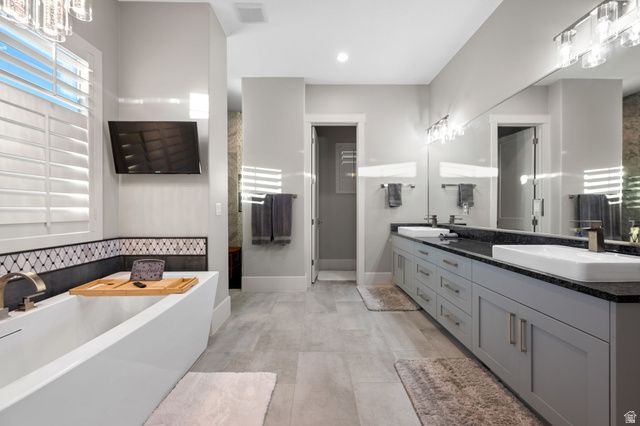 470 E ENTRADA DR, Virgin, UT 84779