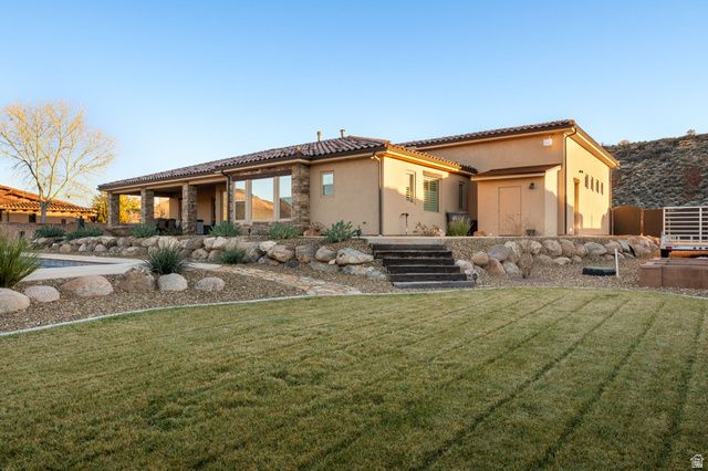 470 E ENTRADA DR, Virgin, UT 84779