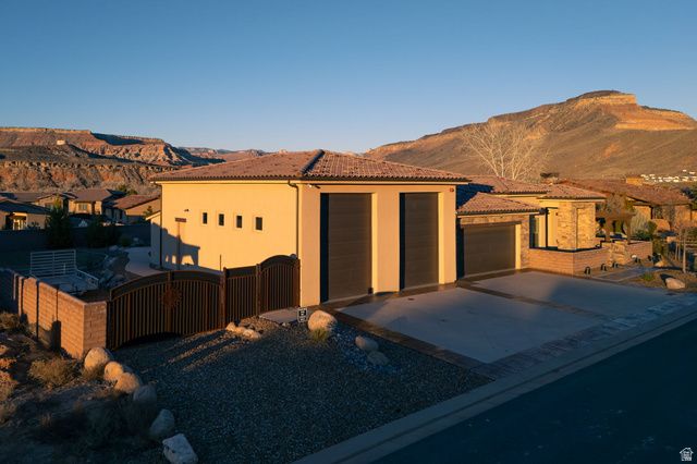 470 E ENTRADA DR, Virgin, UT 84779