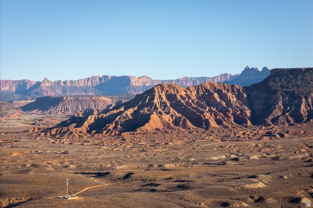 470 E ENTRADA DR, Virgin, UT 84779