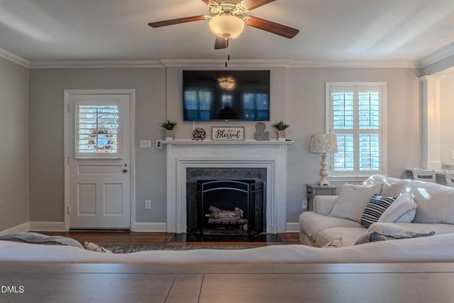 417 Glenwood Avenue, Burlington, NC 27215