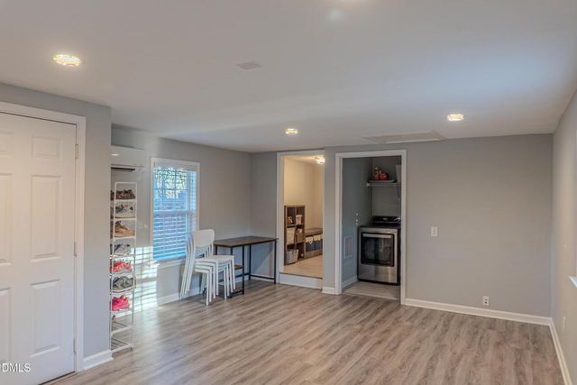 417 Glenwood Avenue, Burlington, NC 27215