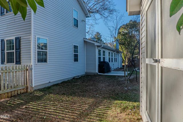 417 Glenwood Avenue, Burlington, NC 27215