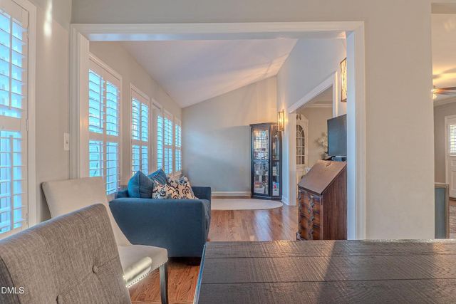 417 Glenwood Avenue, Burlington, NC 27215