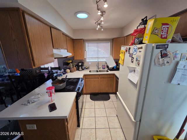 1121 N WEDGEWOOD Circle, Mesa, AZ 85203