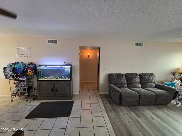 1121 N WEDGEWOOD Circle, Mesa, AZ 85203
