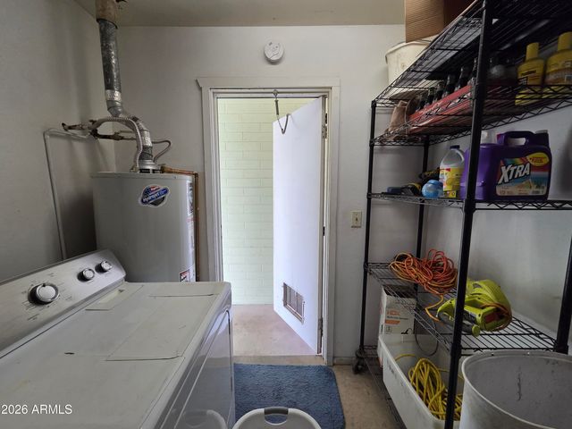 1121 N WEDGEWOOD Circle, Mesa, AZ 85203