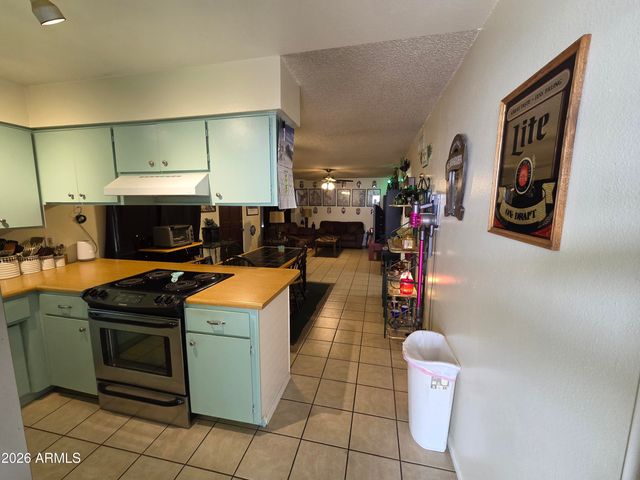 1121 N WEDGEWOOD Circle, Mesa, AZ 85203