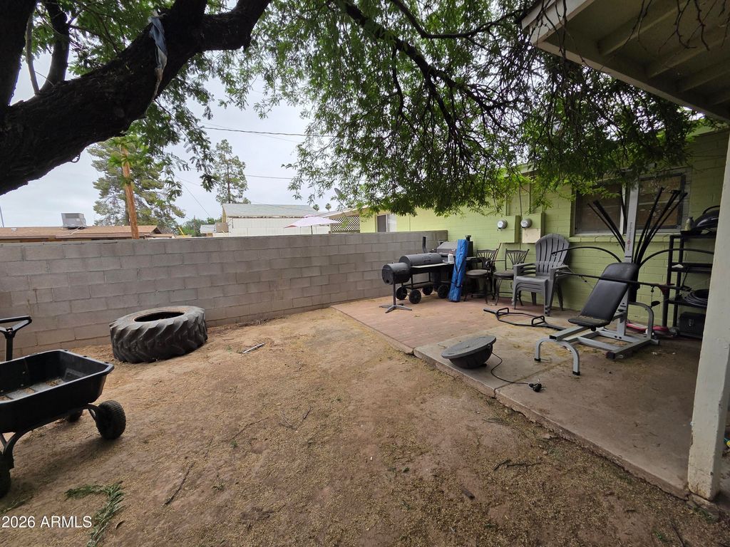 Image 28 of property listing at 1121 N WEDGEWOOD Circle, Mesa, AZ 85203