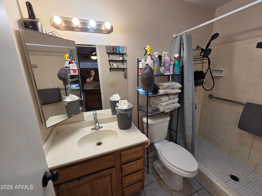 Image 38 of property listing at 1121 N WEDGEWOOD Circle, Mesa, AZ 85203