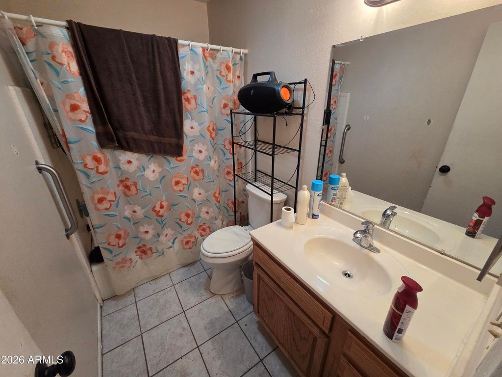Image 41 of property listing at 1121 N WEDGEWOOD Circle, Mesa, AZ 85203