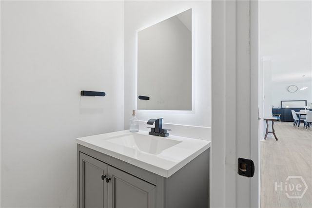 223 Lakeshore Drive, Savannah, GA 31419