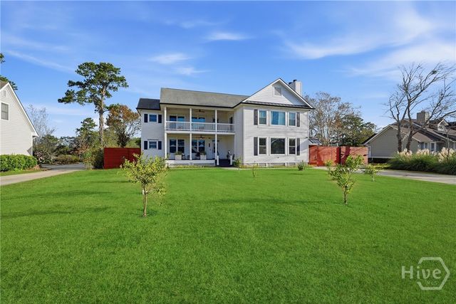 223 Lakeshore Drive, Savannah, GA 31419