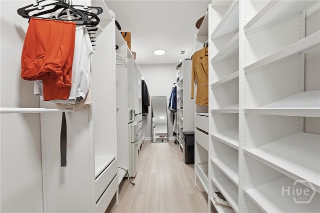 223 Lakeshore Drive, Savannah, GA 31419