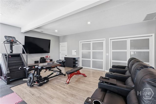 223 Lakeshore Drive, Savannah, GA 31419