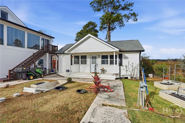 223 Lakeshore Drive, Savannah, GA 31419