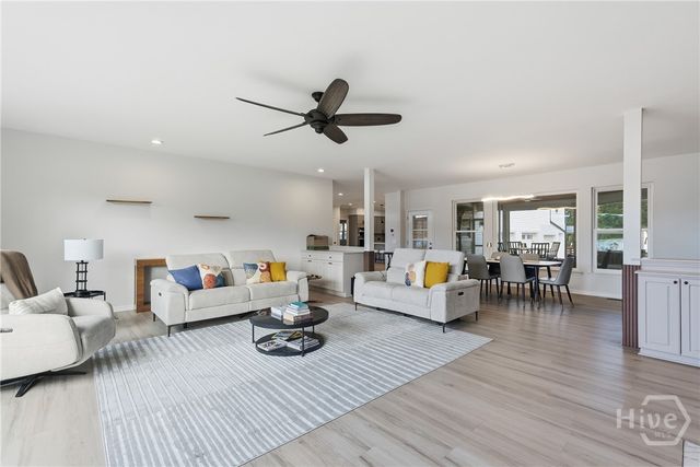 223 Lakeshore Drive, Savannah, GA 31419