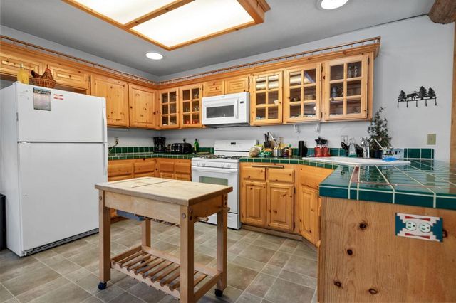 1464 Rockspray Drive, Big Bear, CA 92315