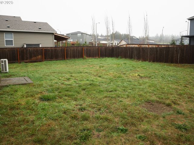 1421 W 15TH Ave, La Center, WA 98629