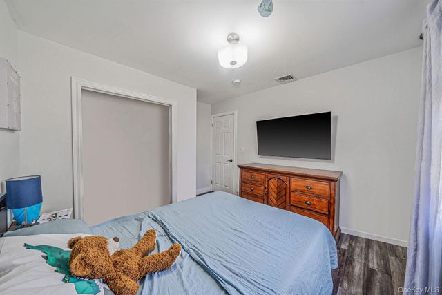 20 Middle Island Road, Middle Island, NY 11953