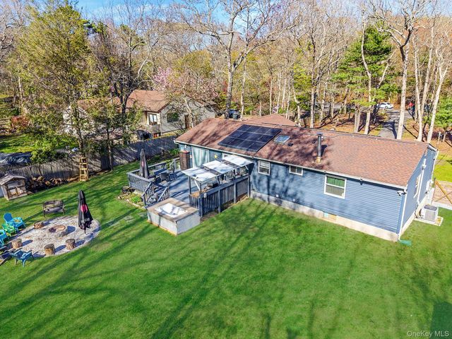 20 Middle Island Road, Middle Island, NY 11953