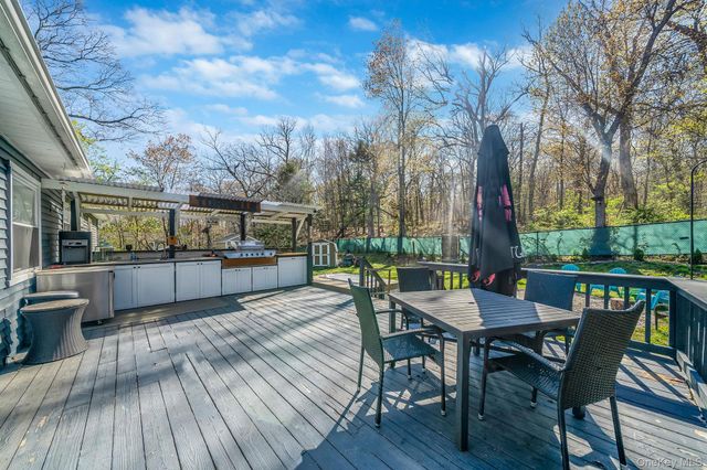 20 Middle Island Road, Middle Island, NY 11953