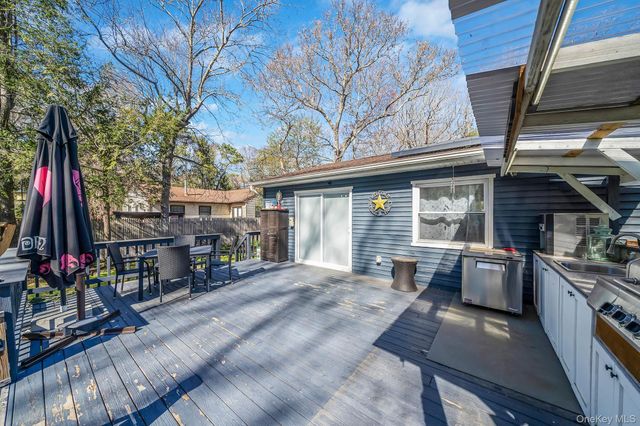 20 Middle Island Road, Middle Island, NY 11953