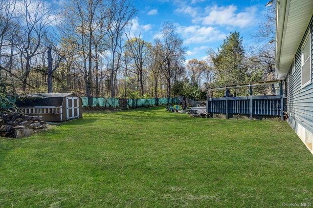 20 Middle Island Road, Middle Island, NY 11953