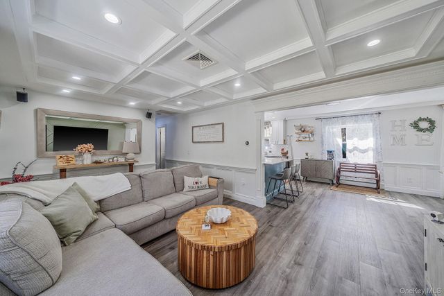 20 Middle Island Road, Middle Island, NY 11953