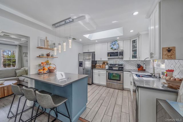 20 Middle Island Road, Middle Island, NY 11953