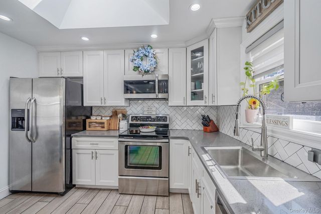 20 Middle Island Road, Middle Island, NY 11953