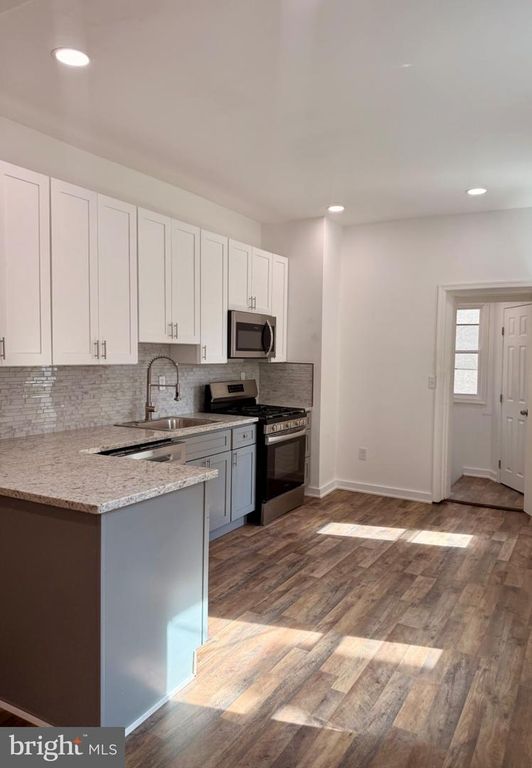 1417 S VODGES ST, Philadelphia, PA 19143