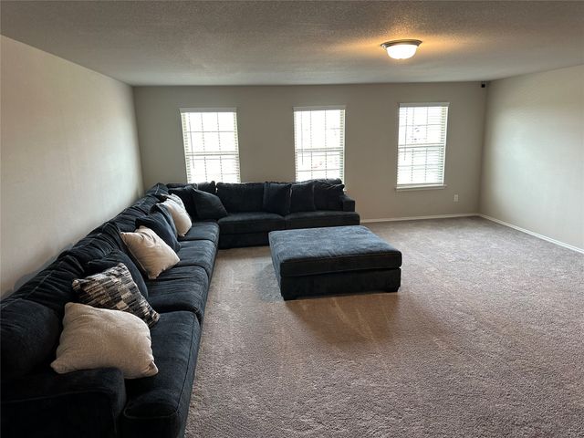 2956 Plumbago Drive, Fort Worth, TX 76108