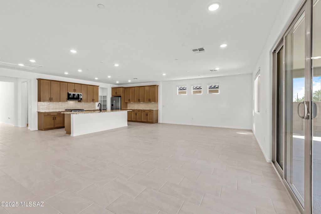 4503 W Tortolita View Circle, Marana, AZ 85658