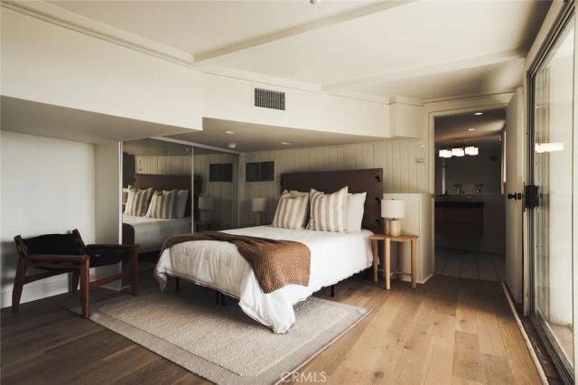 8448 Franklin, West Hollywood, CA 90069