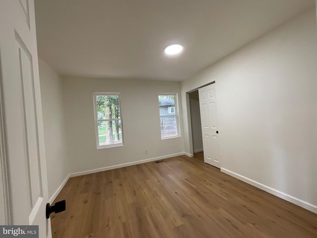 7318 ZIMMERMAN AVE, Pennsauken, NJ 08110