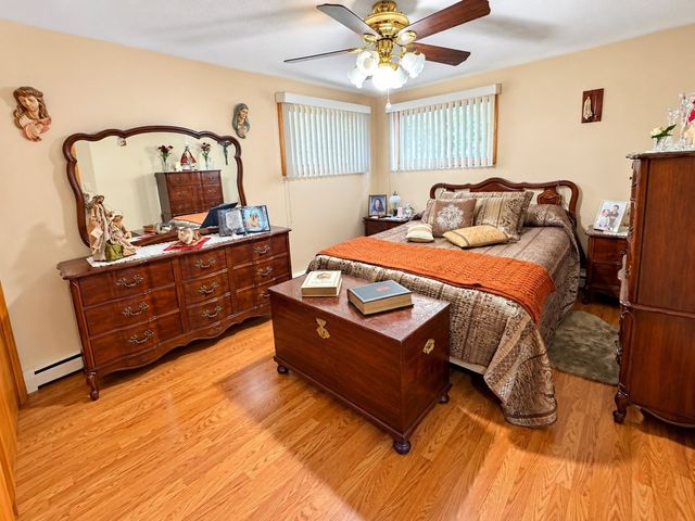 37 Paula Street, Somerset, MA 02726