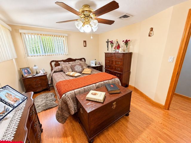 37 Paula Street, Somerset, MA 02726