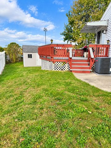 37 Paula Street, Somerset, MA 02726