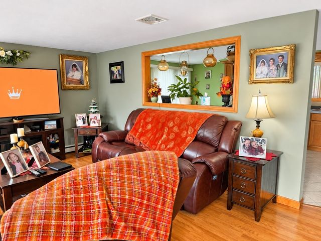37 Paula Street, Somerset, MA 02726
